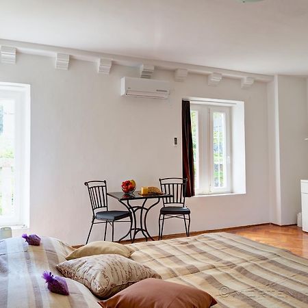 White House Apartments Korčula Quarto foto